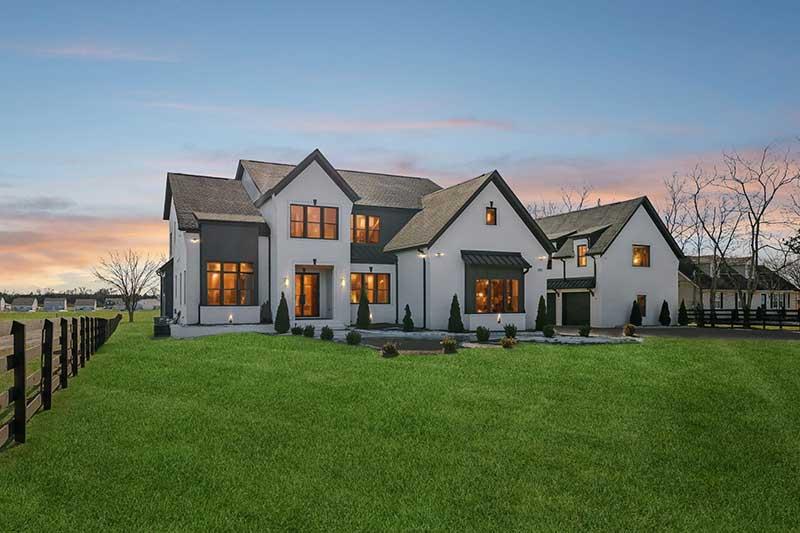 1050 Moore's Ln, Franklin, TN 37067